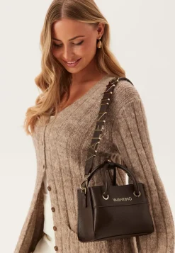 Alexia Shopping