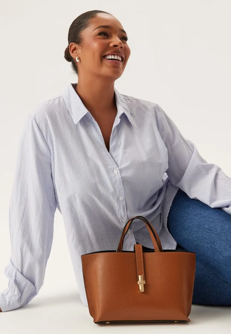 Aversa Leather Handbag