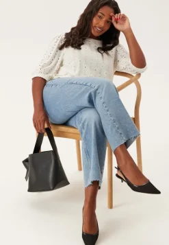 Broderie Anglaise Top