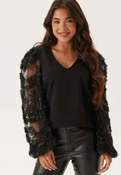3D Floral Sleeve V-neck Top