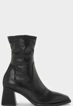 Hedda Classic Boots