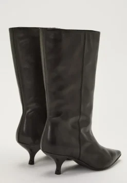 Heeled Mid Knee Leather Boot