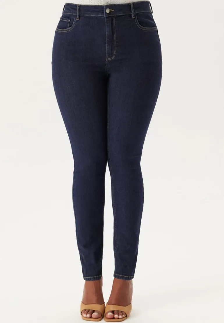 High Push Up Superstretch Jeans