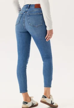High Rise Skinny Ankle Jean Wild