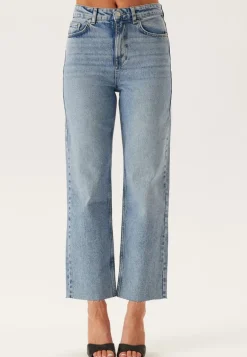 High Straight Ankle Jeans