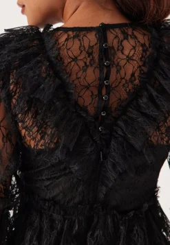 Lace Frill Puff Sleeve Dress