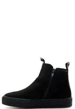 Mount V. Zip Boots
