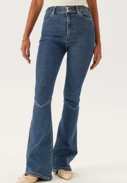 Moxy Flare V Cut