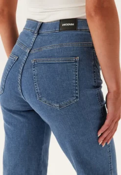Moxy Straight Curve