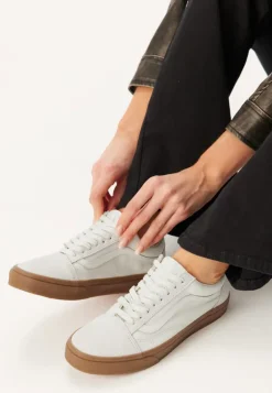 Old Skool Sneakers