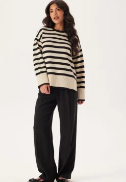 Pcava Ls O-neck Slit Knit