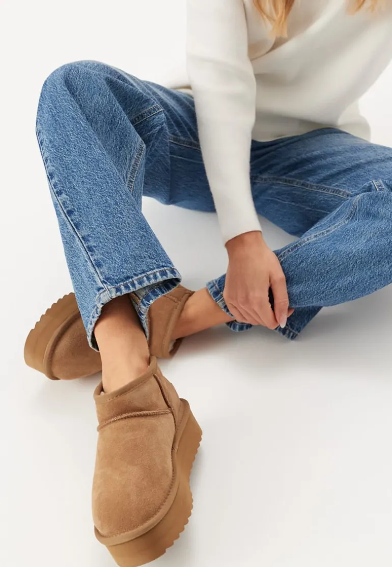 Platform Winter Boot In Suede