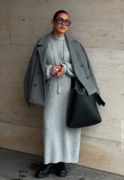 Round Neck Rib Knitted Midi Dress