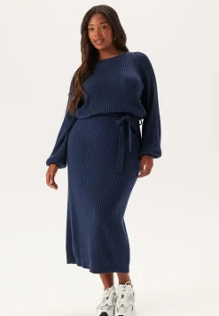Round Neck Rib Knitted Midi Dress