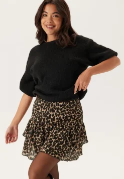 Short Frill Skirt