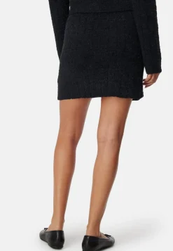 Short Knitted Skirt
