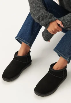 Short Winter Boot In Suede