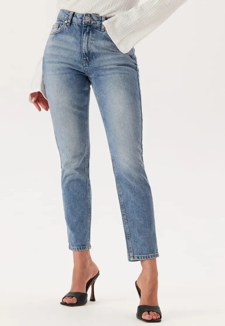 Slim Ankle Jeans