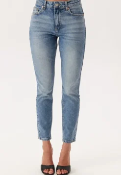 Slim Ankle Jeans