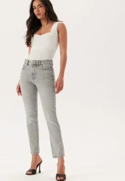 Slim Ankle Jeans