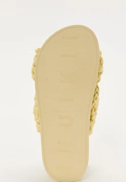 Slipper Woven Stones