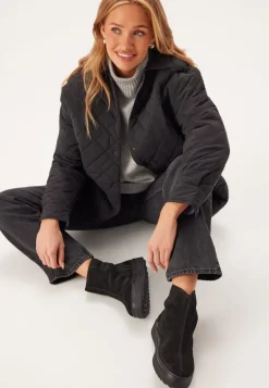 Snowhill Mid Boot