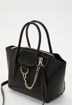 Urbino Handbag
