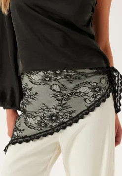 Vialiva Lace Scarf