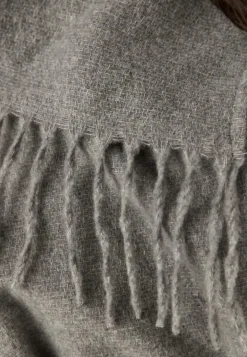 Vifjolira High Neck Poncho