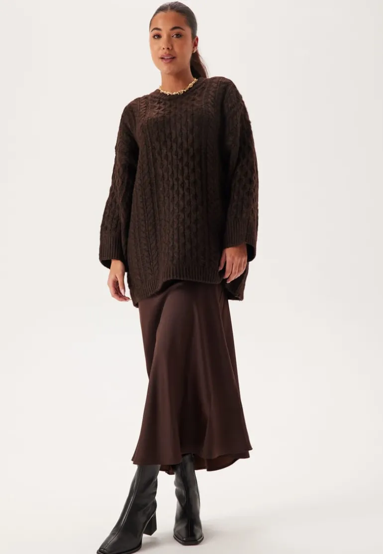 Vikaia L/S OVERSIZE CABLE KNIT
