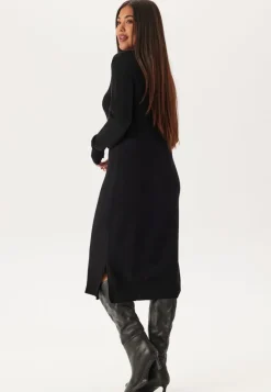 Viril Crew Neck Midi Dress