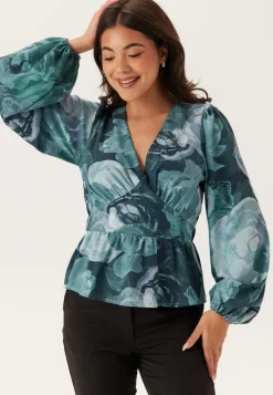 V-neck L/S Blouse