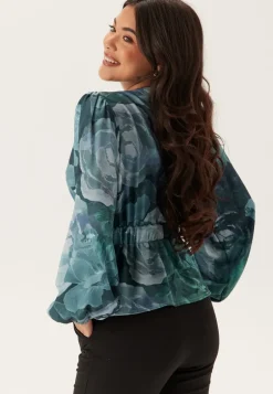 V-neck L/S Blouse