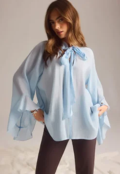 Wide Sleeve Bow Blouse